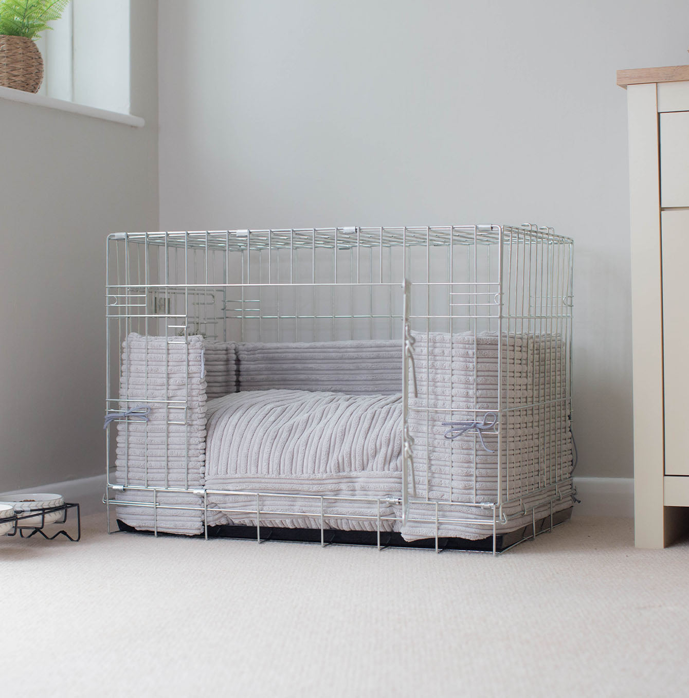 Dog Crate Bumper in Light Grey Essentials Plush by Lords & Labradors